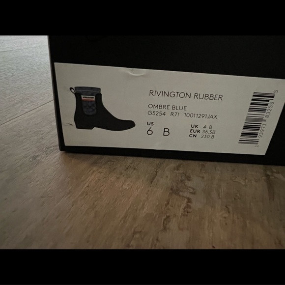NIB Coach Rivington Rain Bootie, size 6 - Picture 7 of 9